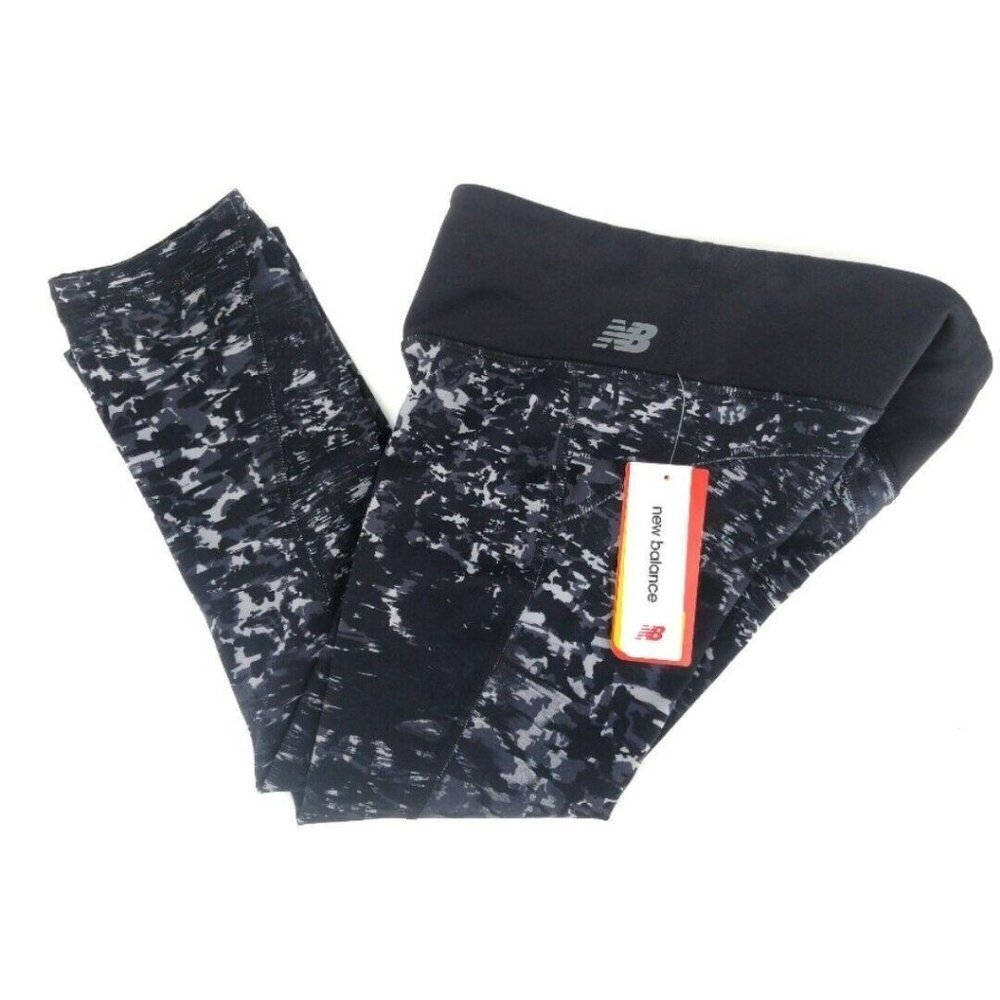 New Balance Capri Leggings Womens XS‎ Black Gray Print Fitted Running Workout